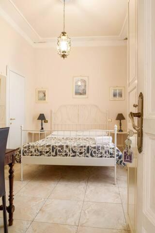 Borgo Antico Santa Lucia Bed & Breakfast โปเตนซา ภายนอก รูปภาพ