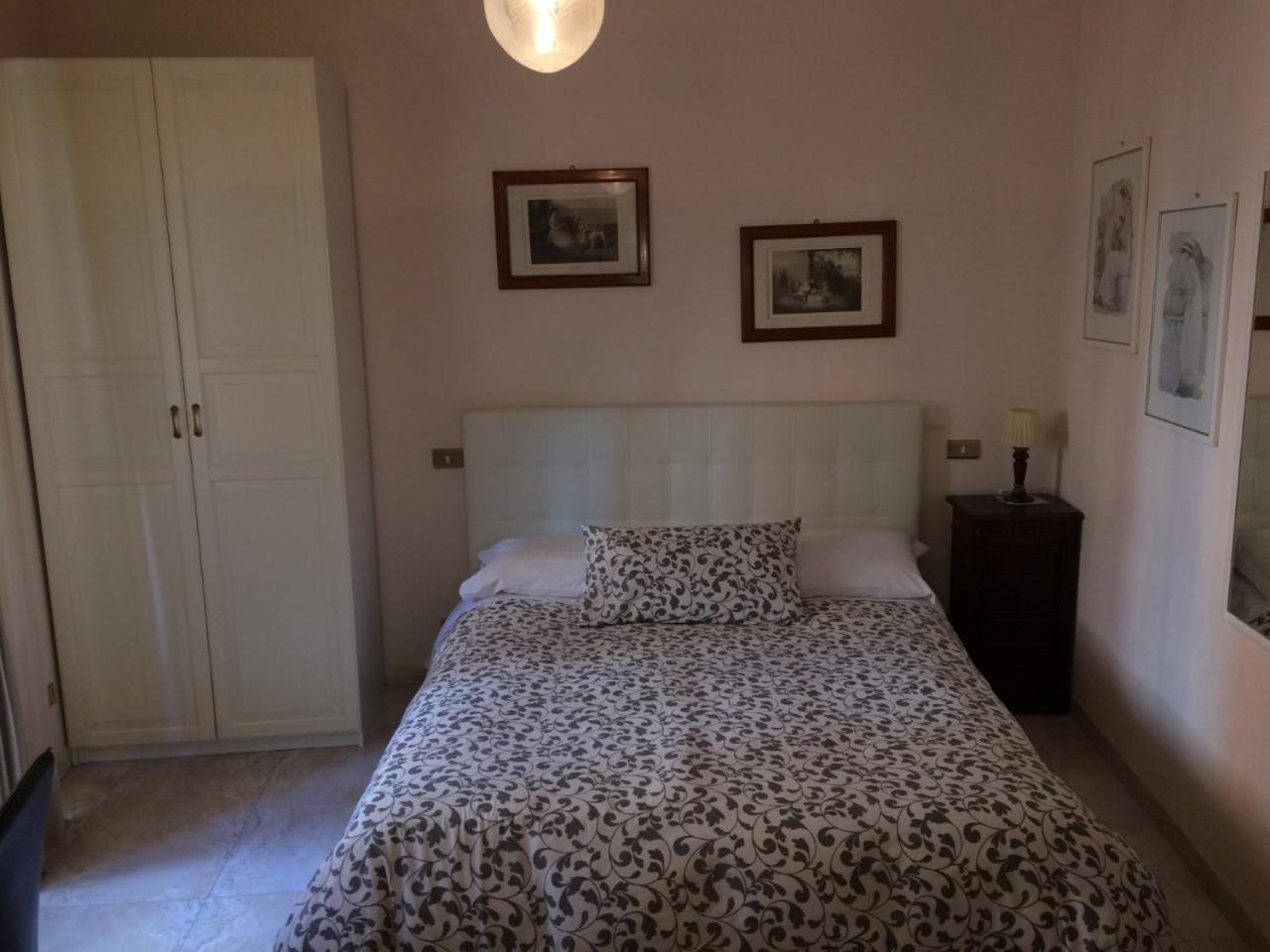 Borgo Antico Santa Lucia Bed & Breakfast โปเตนซา ภายนอก รูปภาพ